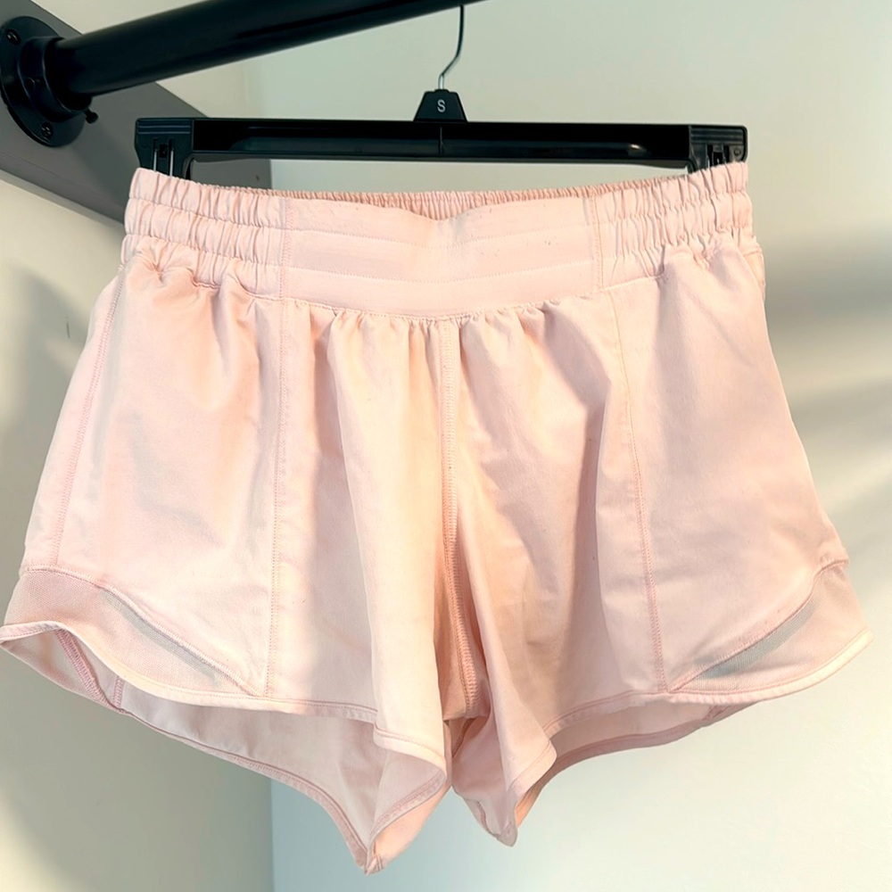 Lululemon Blush pink Hotty Hot shorts